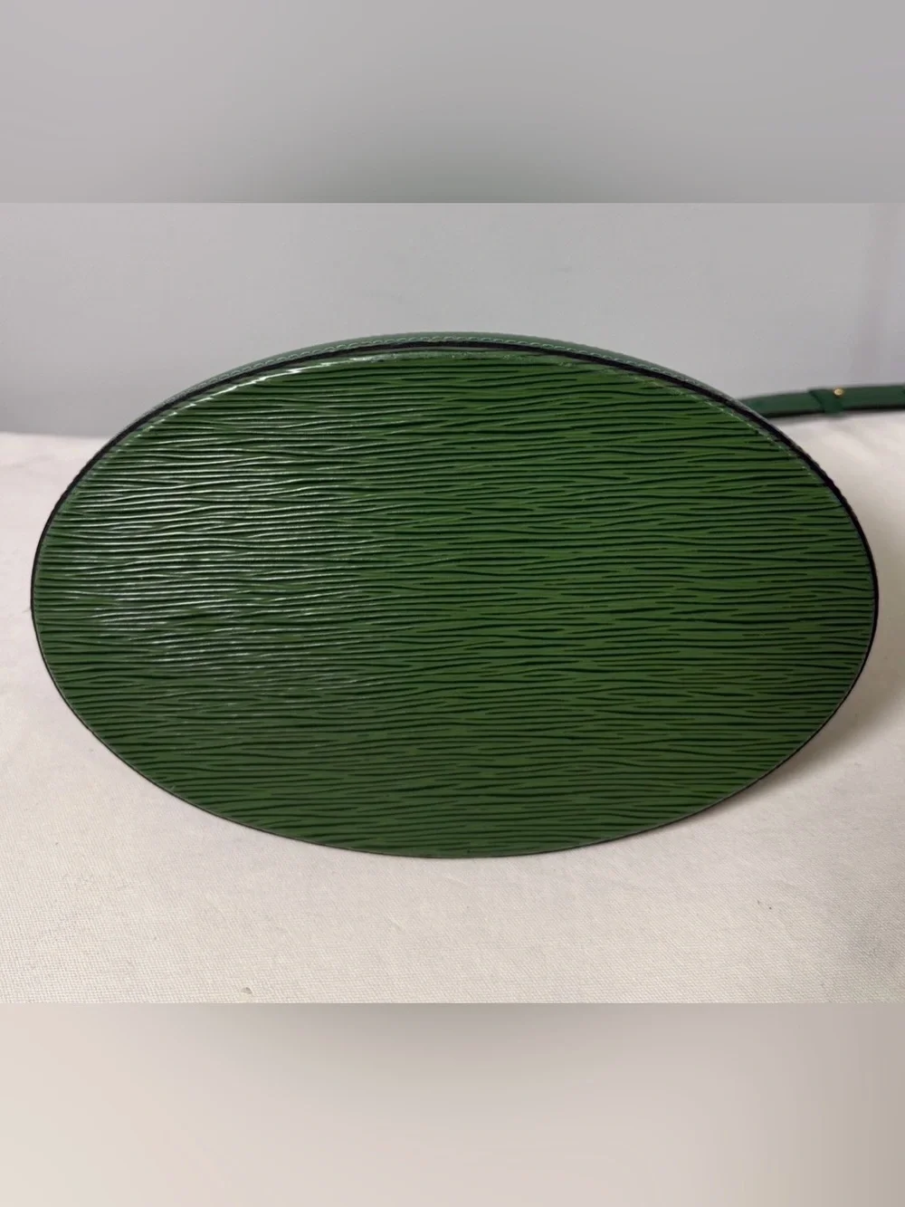 Louis Vuitton Cluny Green Epi Leather Shoulder Bag Vintage with Dust Bag